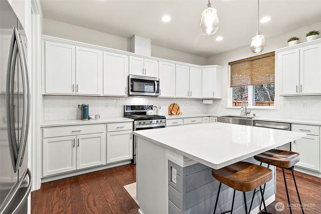 18001 131st Street E, Bonney Lake, WA 98391