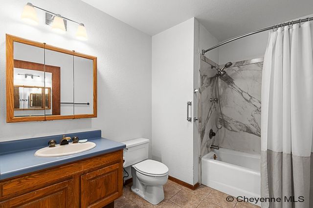 5022 HOY RD, Cheyenne, WY 82009