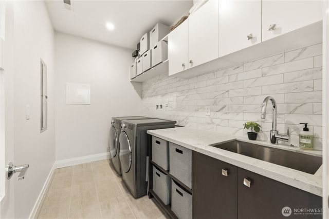 7226 S Ryan Street, Seattle, WA 98178