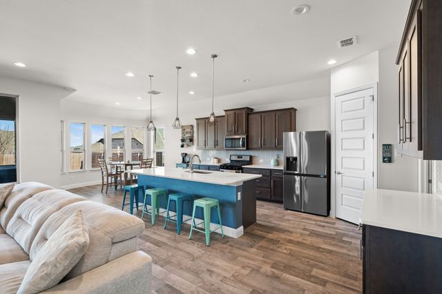 608 Ranchwood Drive, Justin, TX 76247