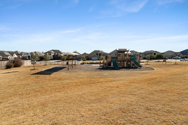 608 Ranchwood Drive, Justin, TX 76247