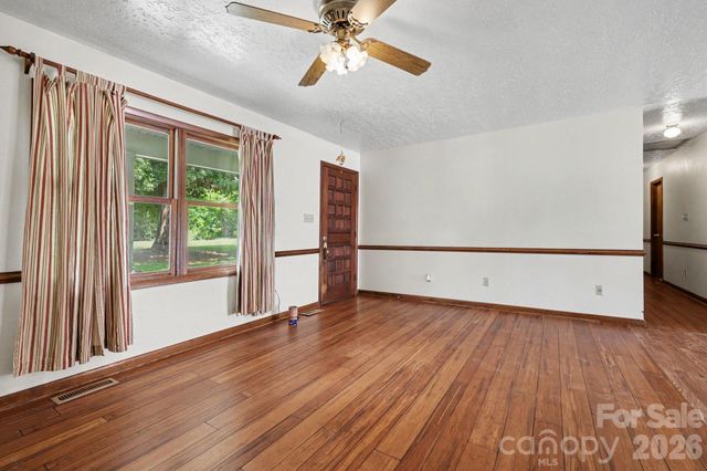 712 Turrentine Church Road, Mocksville, NC 27028