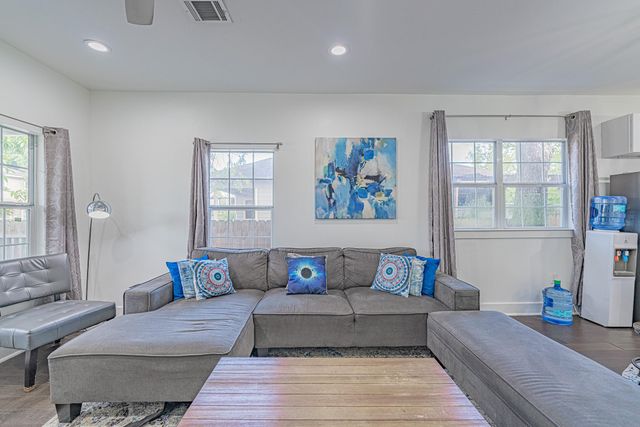 2116 Fulton Street 1, Houston, TX 77009