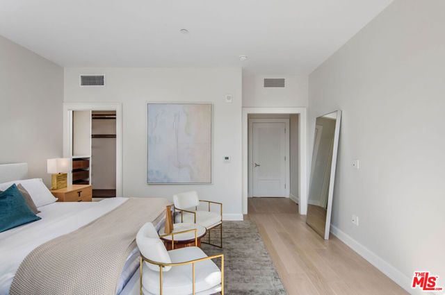 15225 Palisades Village Lane 206, Pacific Palisades (los Angeles), CA 90272