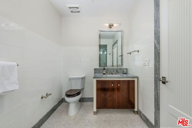 15225 Palisades Village Lane 206, Pacific Palisades (los Angeles), CA 90272
