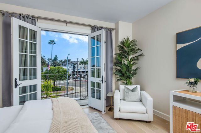 15225 Palisades Village Lane 206, Pacific Palisades (los Angeles), CA 90272