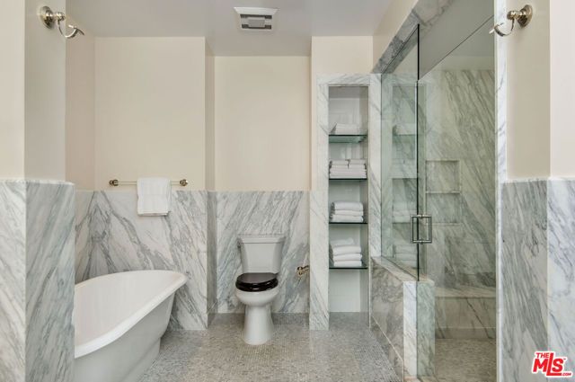 15225 Palisades Village Lane 206, Pacific Palisades (los Angeles), CA 90272