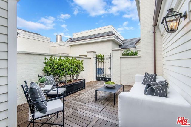 15225 Palisades Village Lane 206, Pacific Palisades (los Angeles), CA 90272