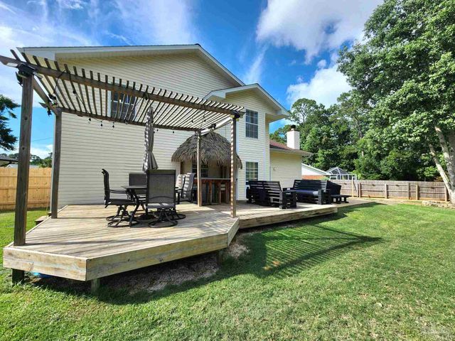 589 Bobwhite Pl, Pensacola, FL 32514