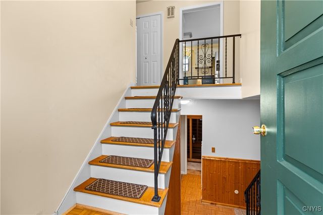 37 Janet Terrace, New Hartford, NY 13413