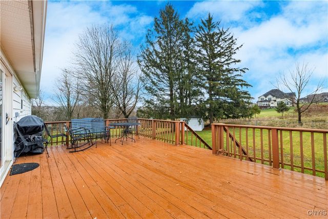 37 Janet Terrace, New Hartford, NY 13413