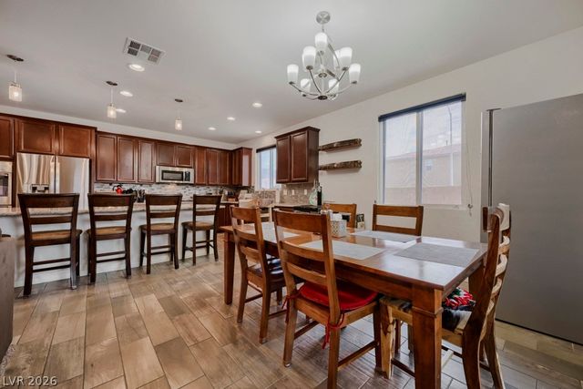 5665 Silver Cascade Avenue, Las Vegas, NV 89131