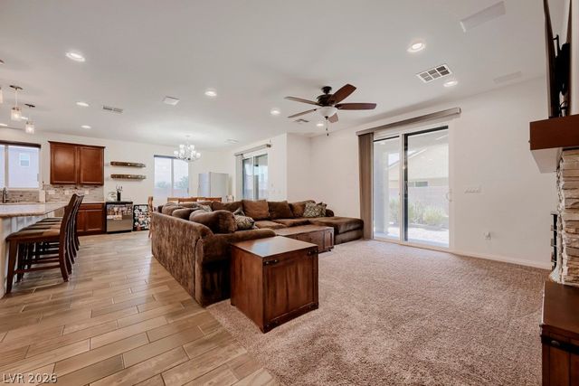 5665 Silver Cascade Avenue, Las Vegas, NV 89131