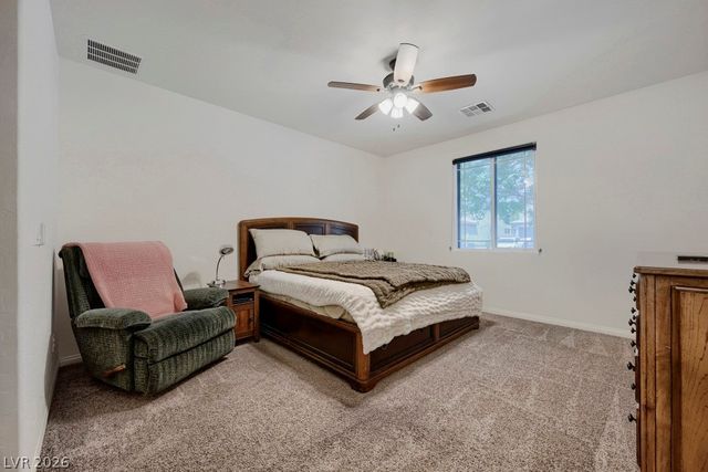 5665 Silver Cascade Avenue, Las Vegas, NV 89131