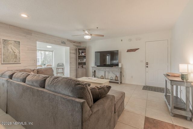 210 11TH Avenue N 208, Jacksonville Beach, FL 32250