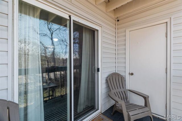 621 S Kirkwood Road 202, Kirkwood, MO 63122
