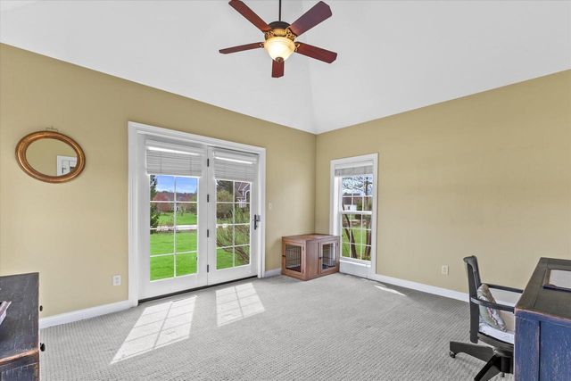 W289N6349 Blackhawk DRIVE, Hartland, WI 53029