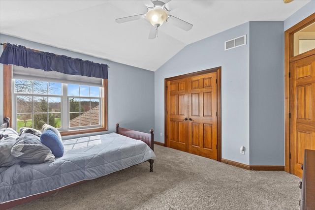 W289N6349 Blackhawk DRIVE, Hartland, WI 53029