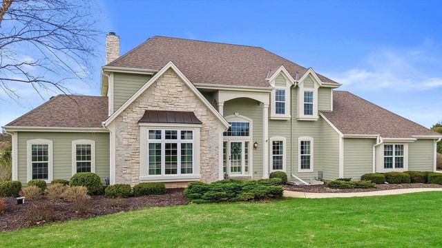 W289N6349 Blackhawk DRIVE, Hartland, WI 53029