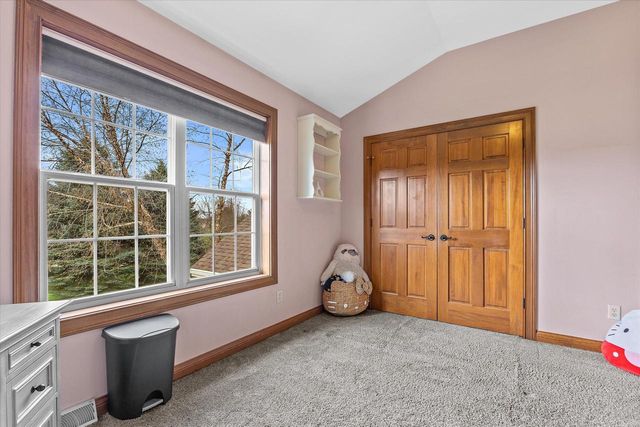 W289N6349 Blackhawk DRIVE, Hartland, WI 53029