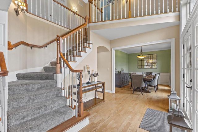 W289N6349 Blackhawk DRIVE, Hartland, WI 53029