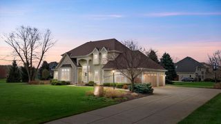 W289N6349 Blackhawk DRIVE, Hartland, WI 53029