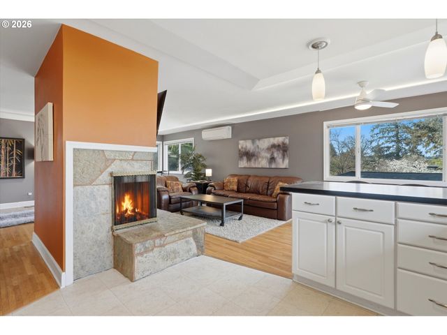 959 LEE St, Lake Oswego, OR 97034