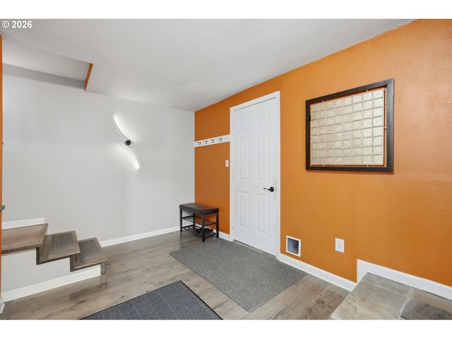 959 LEE St, Lake Oswego, OR 97034