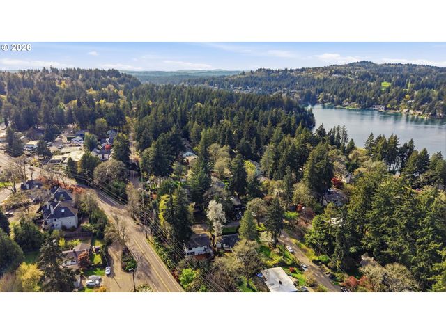 959 LEE St, Lake Oswego, OR 97034