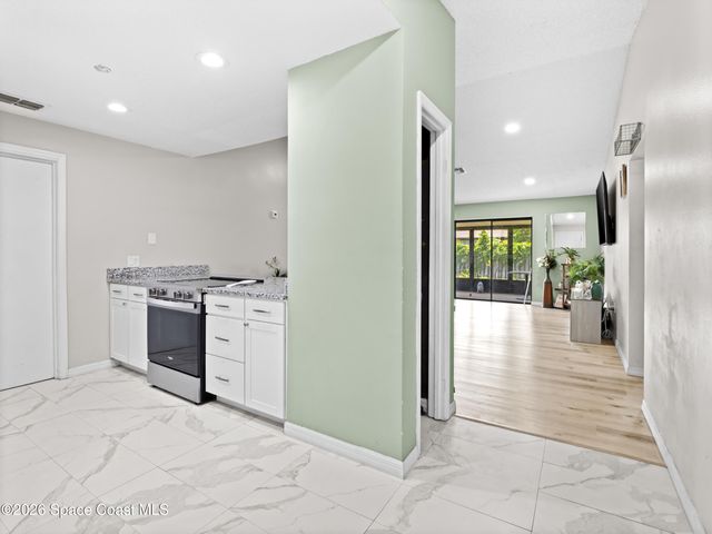 192 Cinnamon Bay Lane, Melbourne, FL 32901