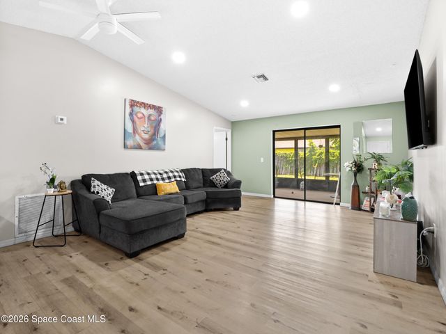 192 Cinnamon Bay Lane, Melbourne, FL 32901