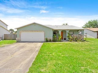 192 Cinnamon Bay Lane, Melbourne, FL 32901