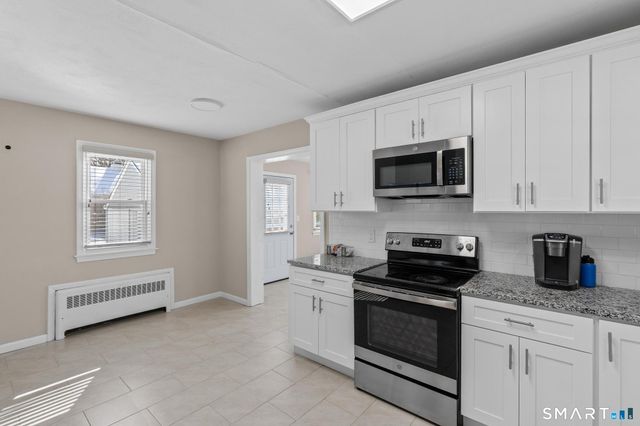 159 Ridgewood Road, West Hartford, CT 06107