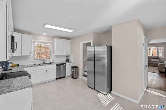 159 Ridgewood Road, West Hartford, CT 06107