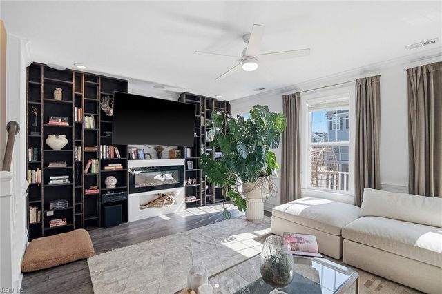 4024 Pleasant AVE, Norfolk, VA 23518