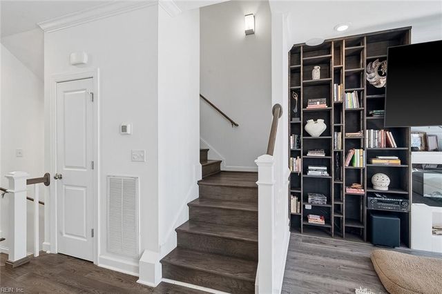 4024 Pleasant AVE, Norfolk, VA 23518