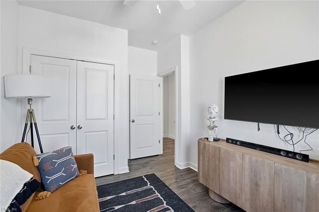 4024 Pleasant AVE, Norfolk, VA 23518