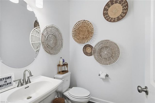 4024 Pleasant AVE, Norfolk, VA 23518