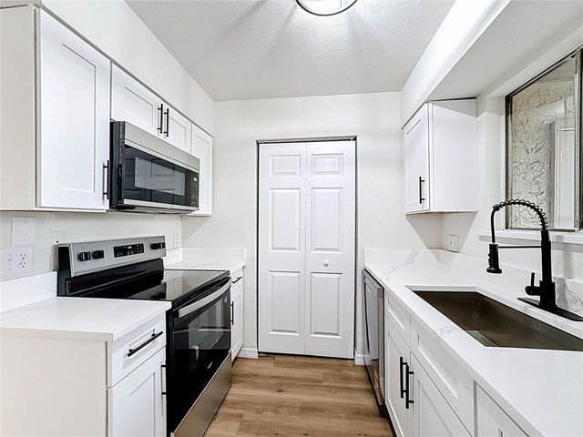 4445 RAYFIELD DRIVE, Sarasota, FL 34243