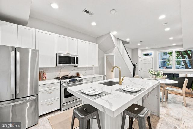 309 K ST SE, Washington, DC 20003