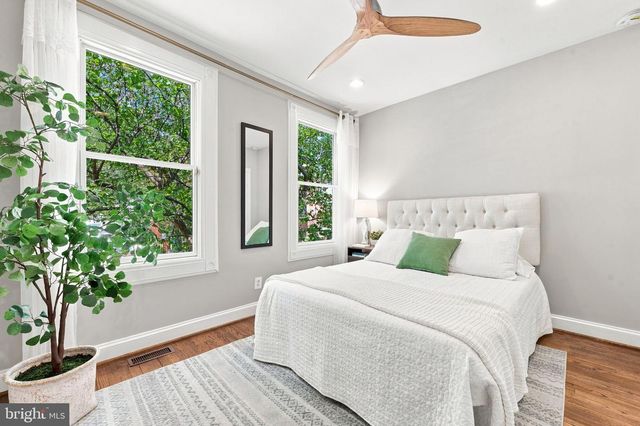 309 K ST SE, Washington, DC 20003