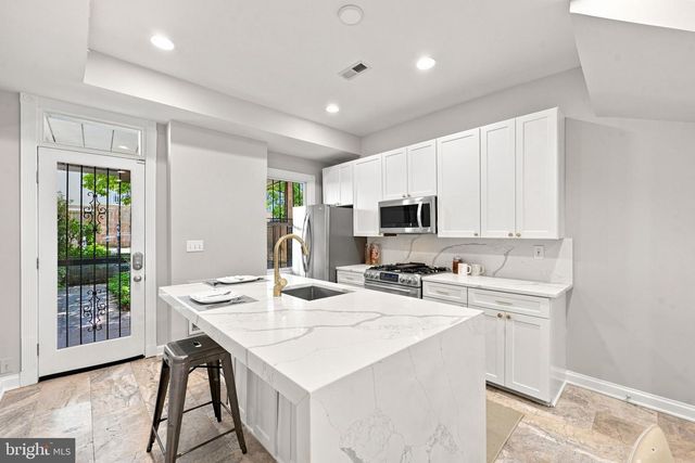 309 K ST SE, Washington, DC 20003