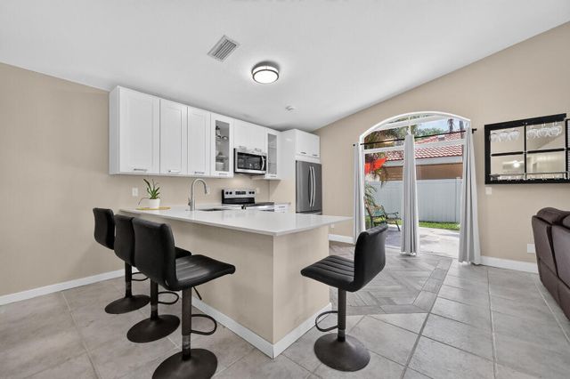 922 OPAL Terrace, Weston, FL 33326
