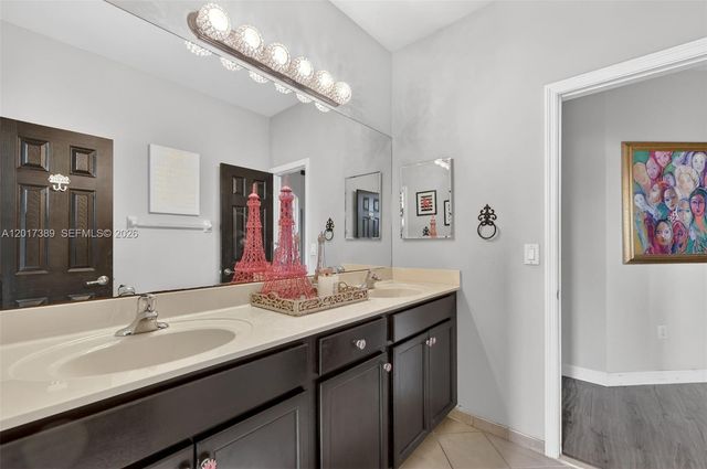 11863 SW 233rd Ter, Homestead, FL 33032