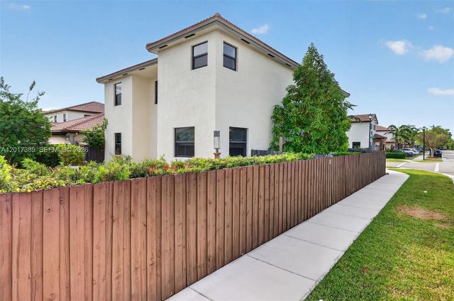 11863 SW 233rd Ter, Homestead, FL 33032