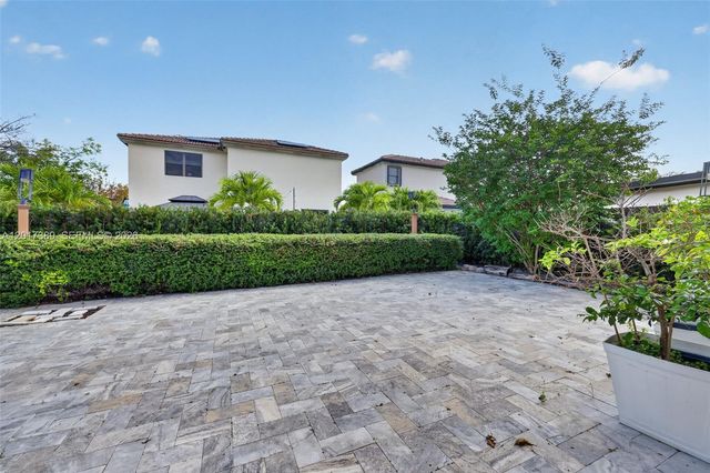 11863 SW 233rd Ter, Homestead, FL 33032