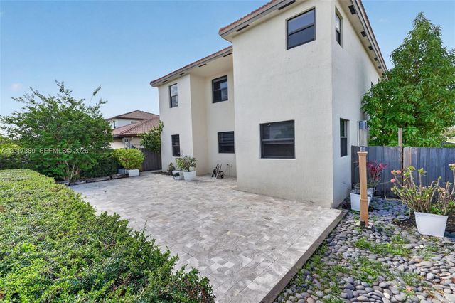 11863 SW 233rd Ter, Homestead, FL 33032