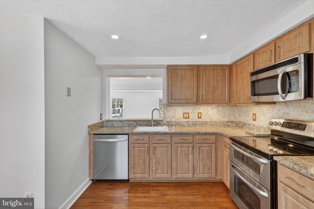 6178 MORNING GLORY RD, Alexandria, VA 22310