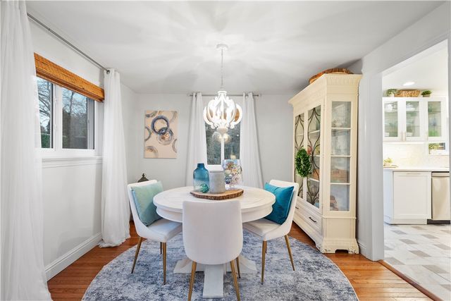 112 Locust Lane, Upper St Clair, PA 15241