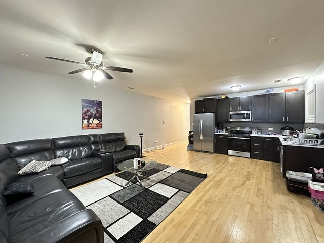 364 N HAMLIN Avenue 1, Chicago, IL 60624